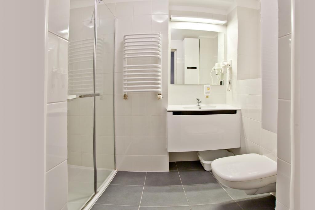 Urocza Art Pensjonat Krynica-Zdrój Habitación foto