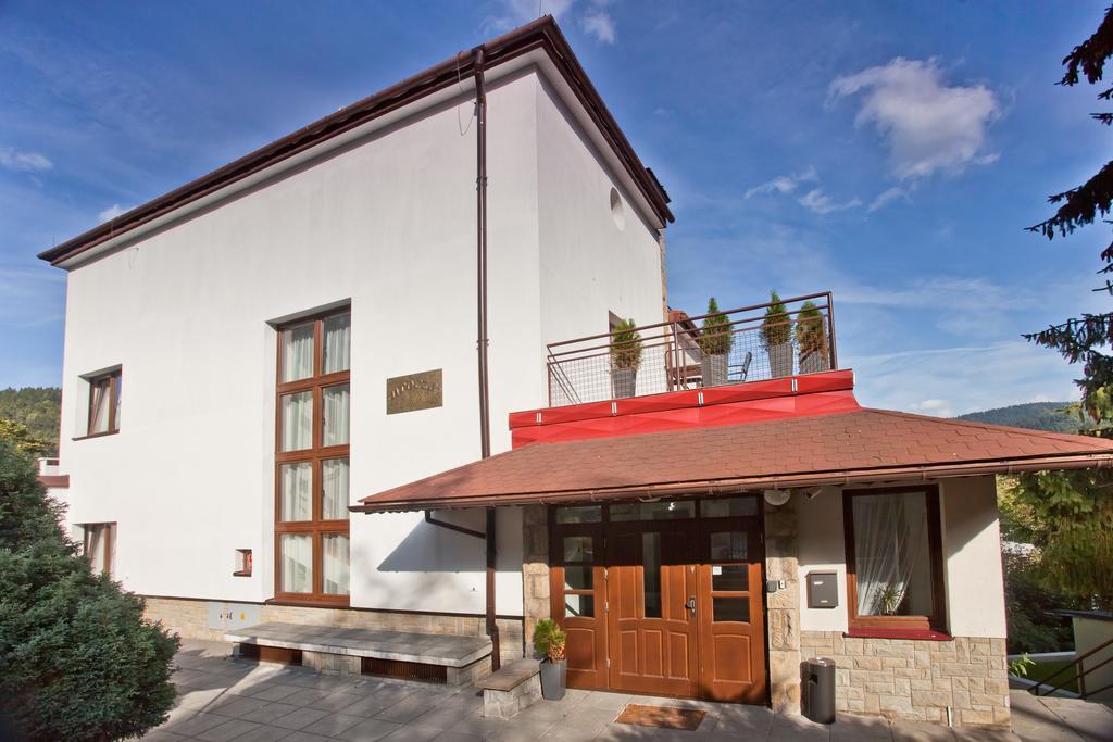 Urocza Art Pensjonat Krynica-Zdrój Exterior foto